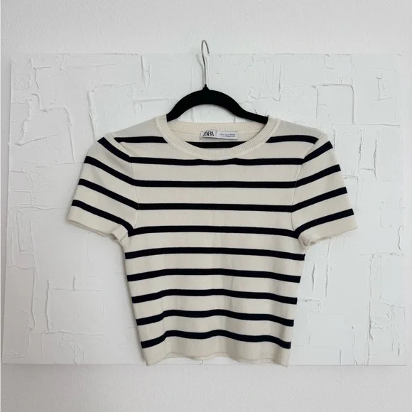 Zara Black/Cream Striped Baby Tee ✨🐚🌊🫧 - Picture 2 of 5